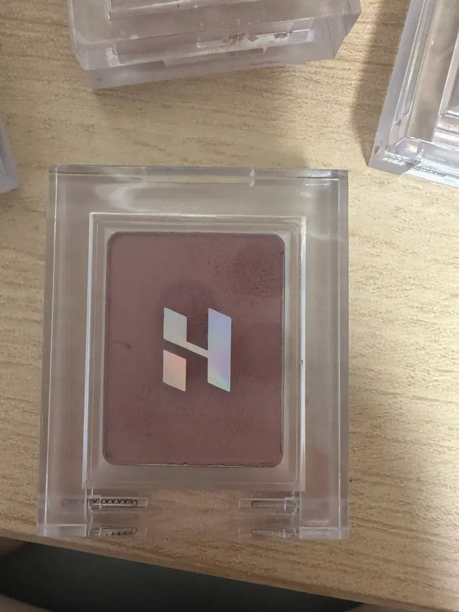 thumbnail-4